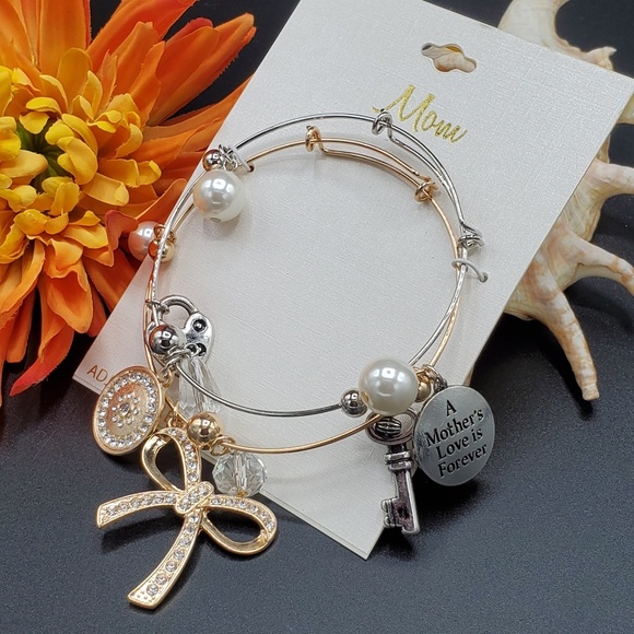 MOM SILVER/GOLD TONE CHARM BRACELET - Picture 1 of 2
